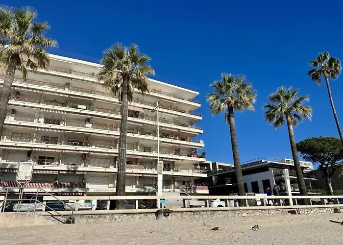 Terrasse Face A La Juan Les Pins Apartment